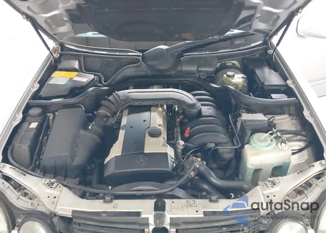 1997 Mercedes-Benz E 320 from USA, damaged, VIN WDBJF55F9VA365239